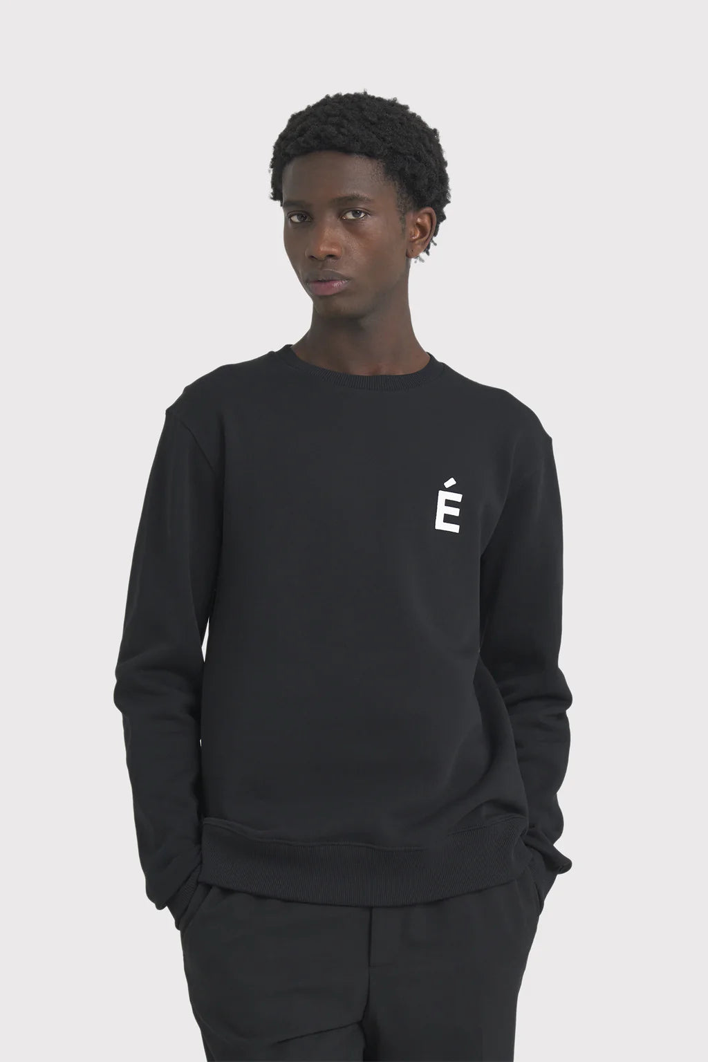 Études Story Patch Sweatshirt - Black Sweatshirt Etudes 