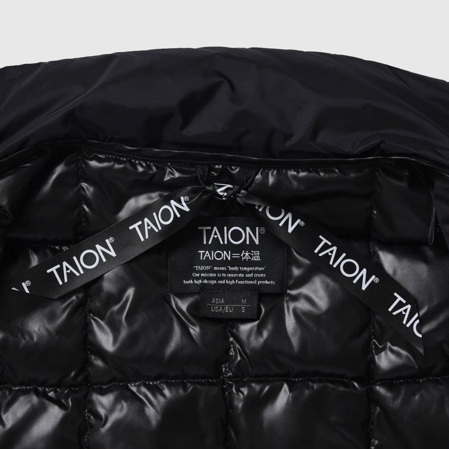 Taion High-Neck Down Vest - Black Jacket Taion 